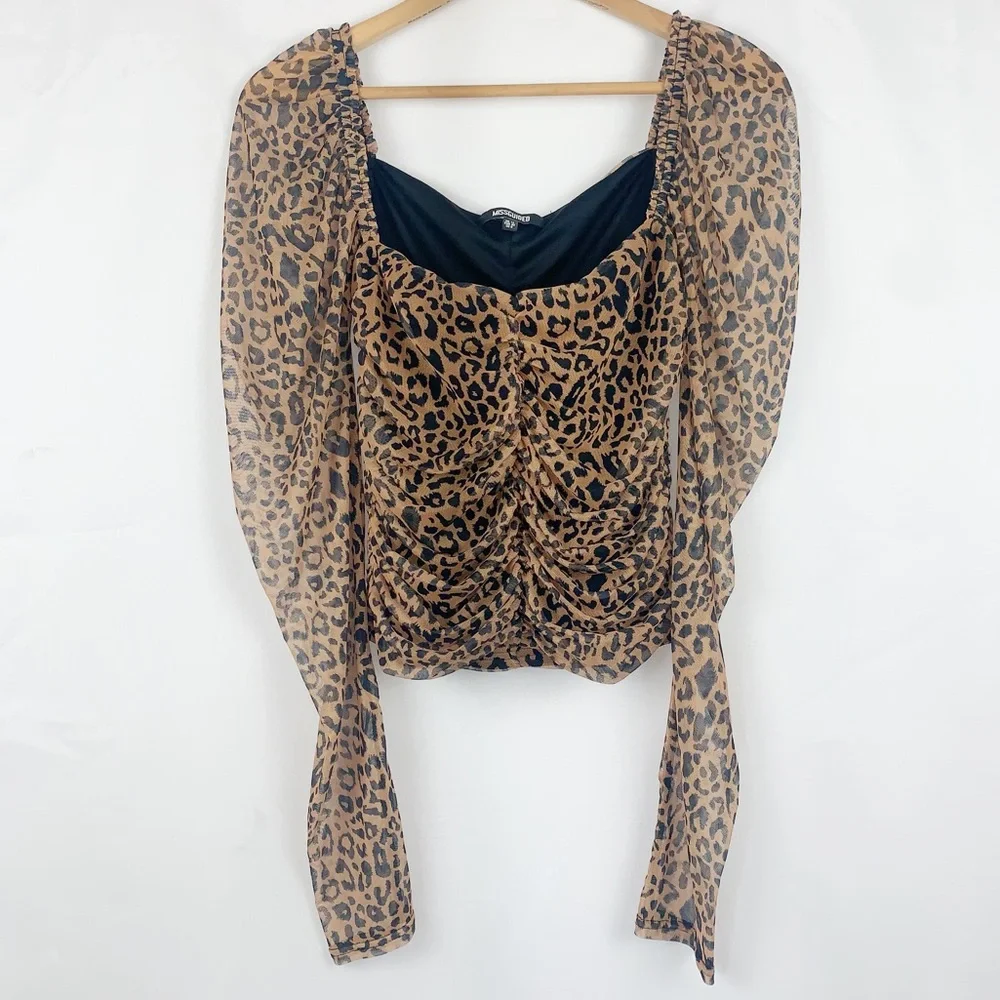 Missguided Ruched Mesh Top Leopard Print - Picture 3 of 8